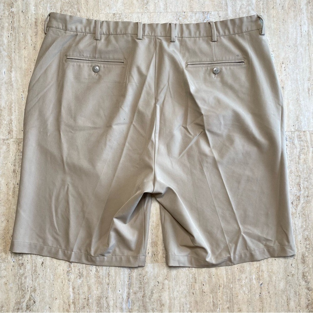Greg Norman Golf Shorts Men 42 Khaki Tan Bundle Performance Flat‎ Front 2 Pack - Picture 13 of 13